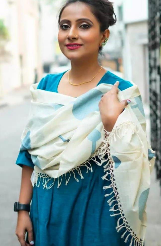 Cotton scarf with heavy jamdani work